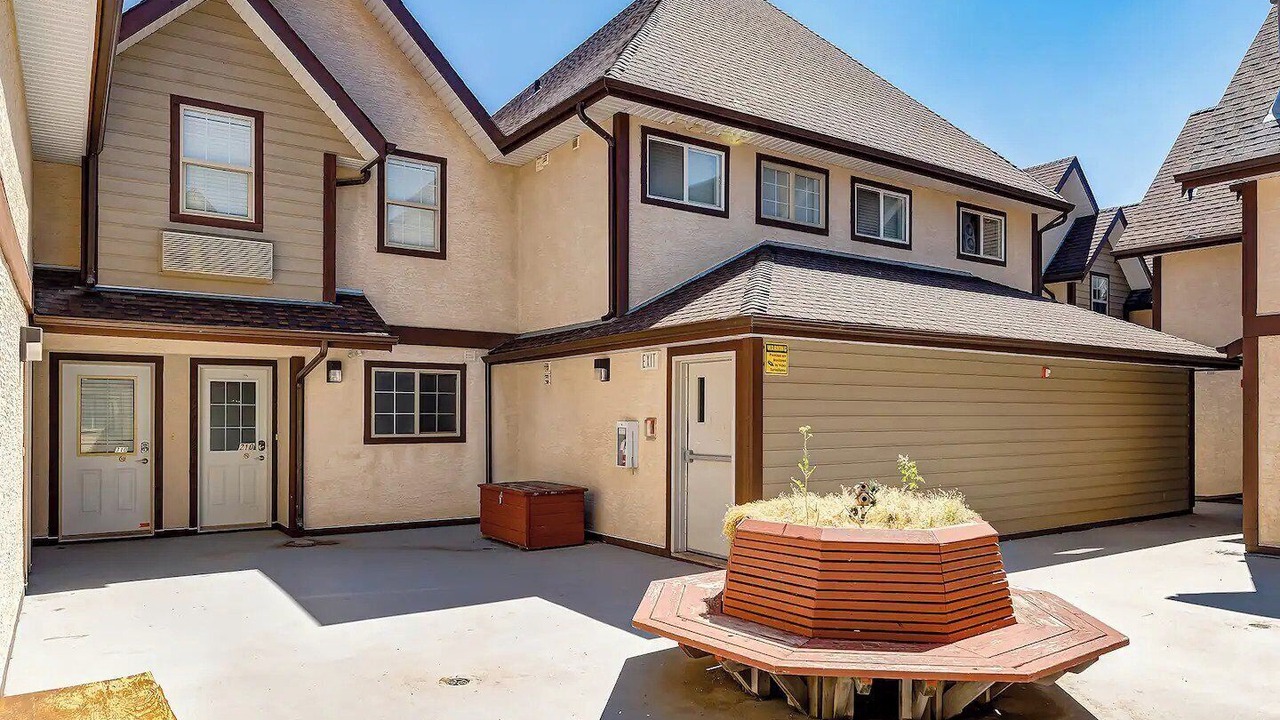 Photo of Outdoor in Cougar Creek