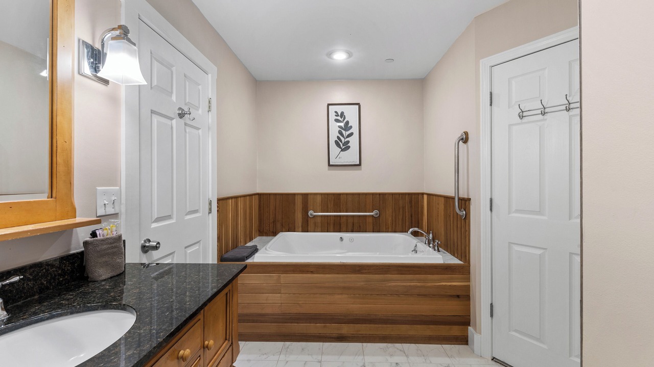 Photo of Bathroom in Intervale
