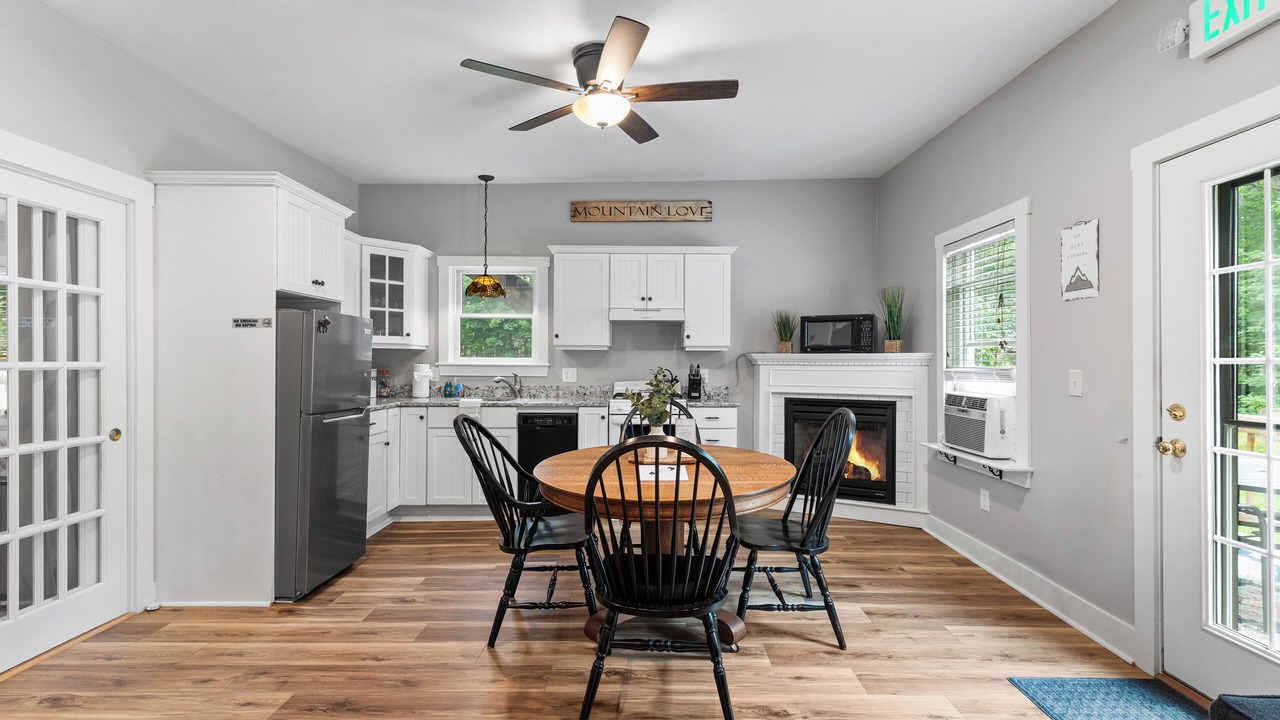 Photo of Kitchen in Intervale