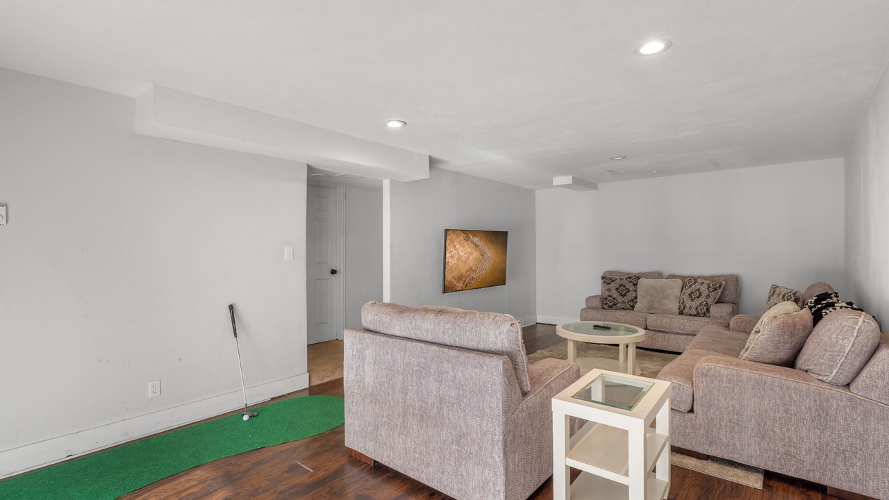 Photo of Livingroom in Heather Ridge