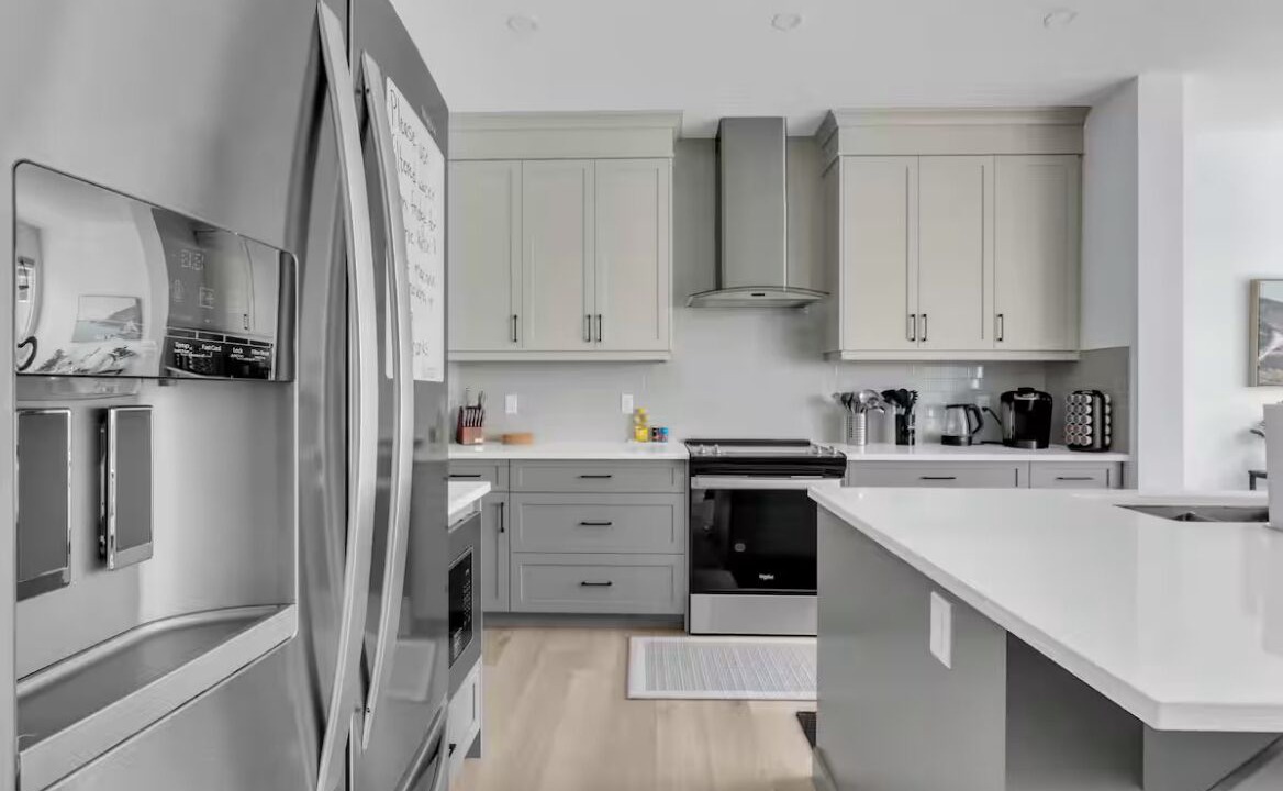 Photo of Kitchen in Southeast Calgary