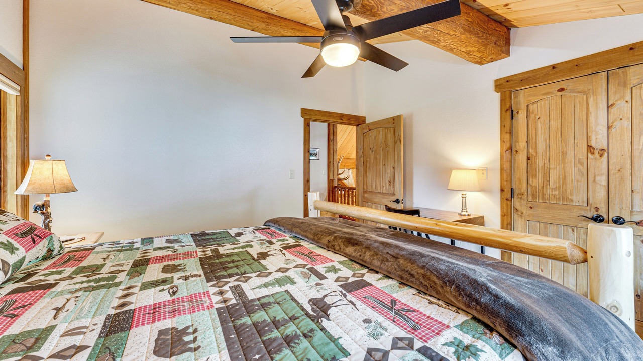 Photo of Bedroom in Red River