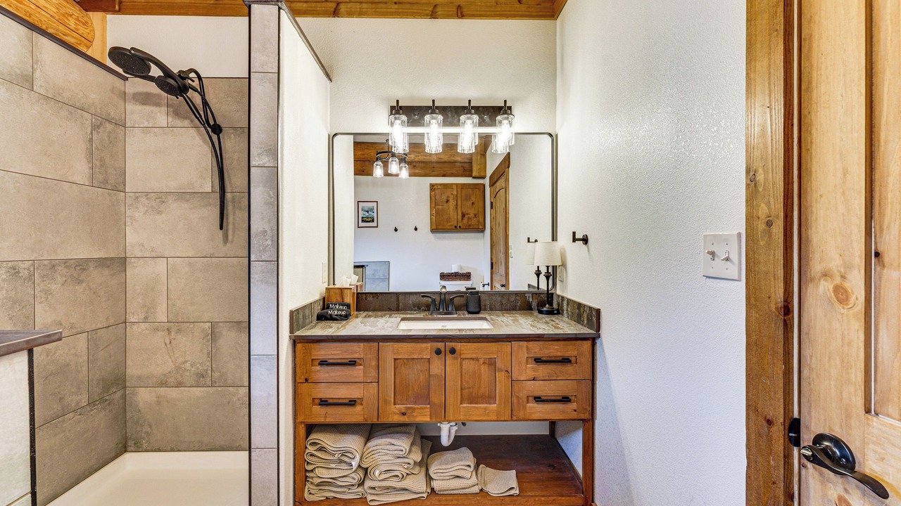Photo of Bathroom in Red River