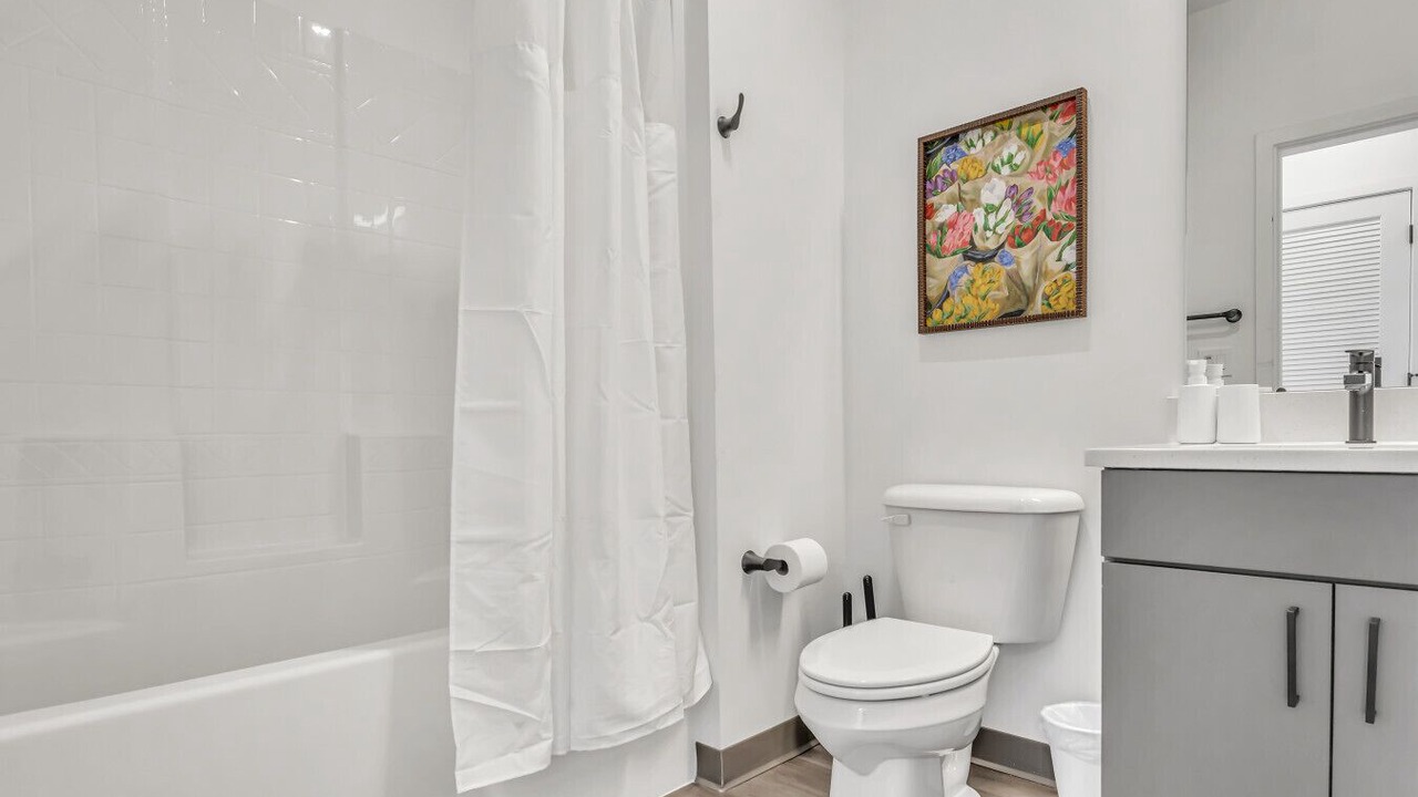 Photo of Bathroom in University Circle