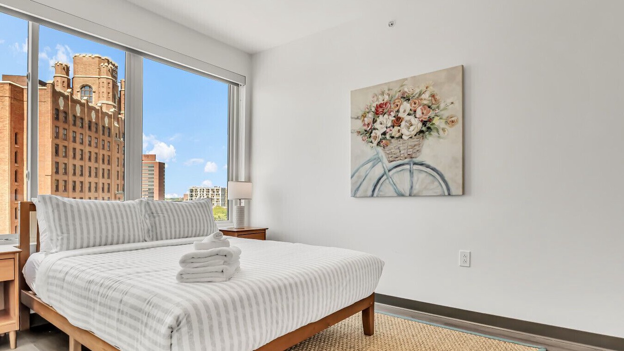 Photo of Bedroom in University Circle