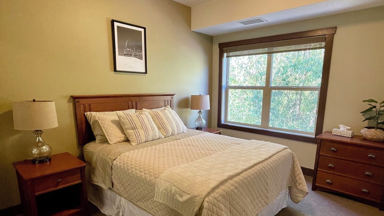 Photo of Bedroom in East Kootenay