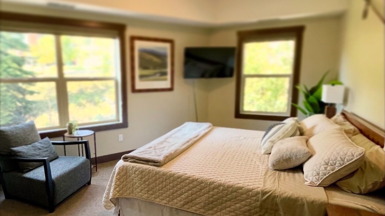 Photo of Bedroom in East Kootenay