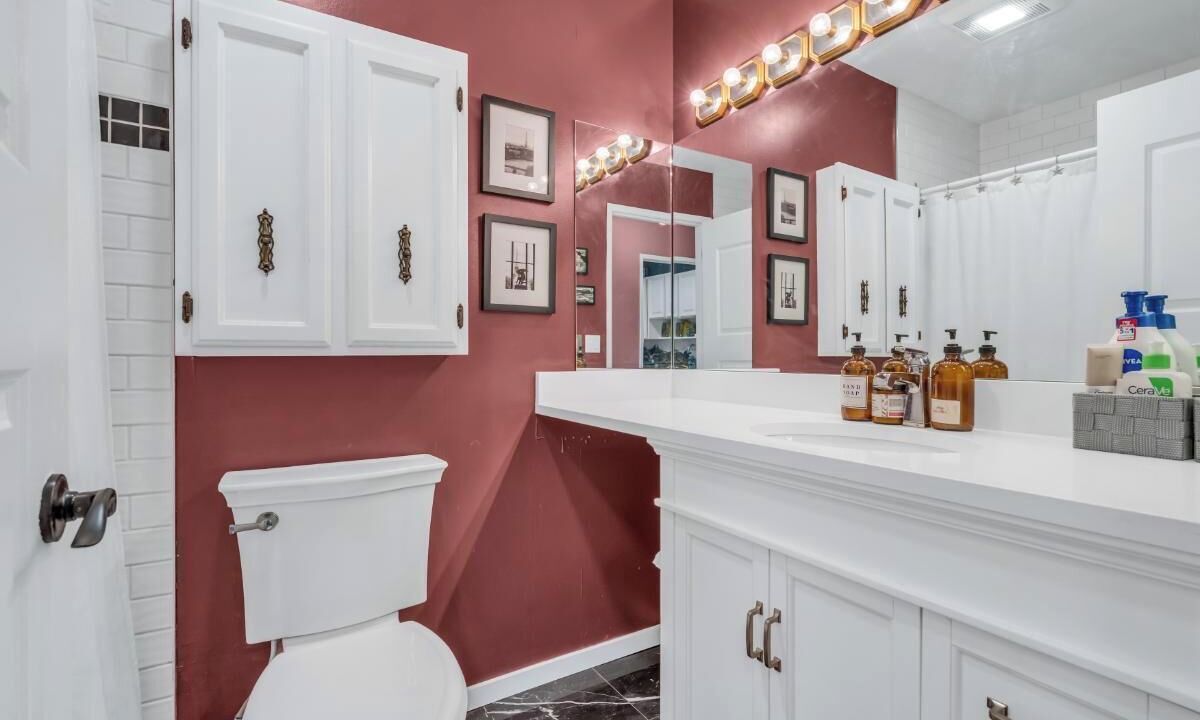 Photo of Bathroom in Fairview