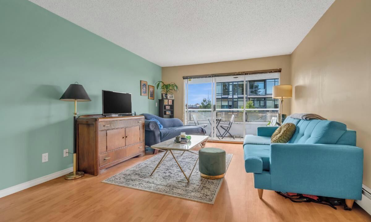 Photo of Livingroom in Fairview