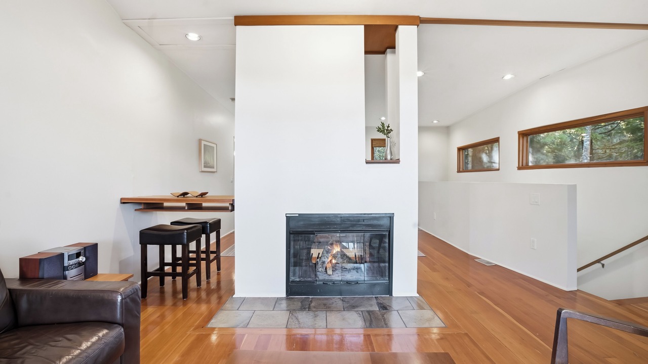 Photo of Livingroom in Ucluelet