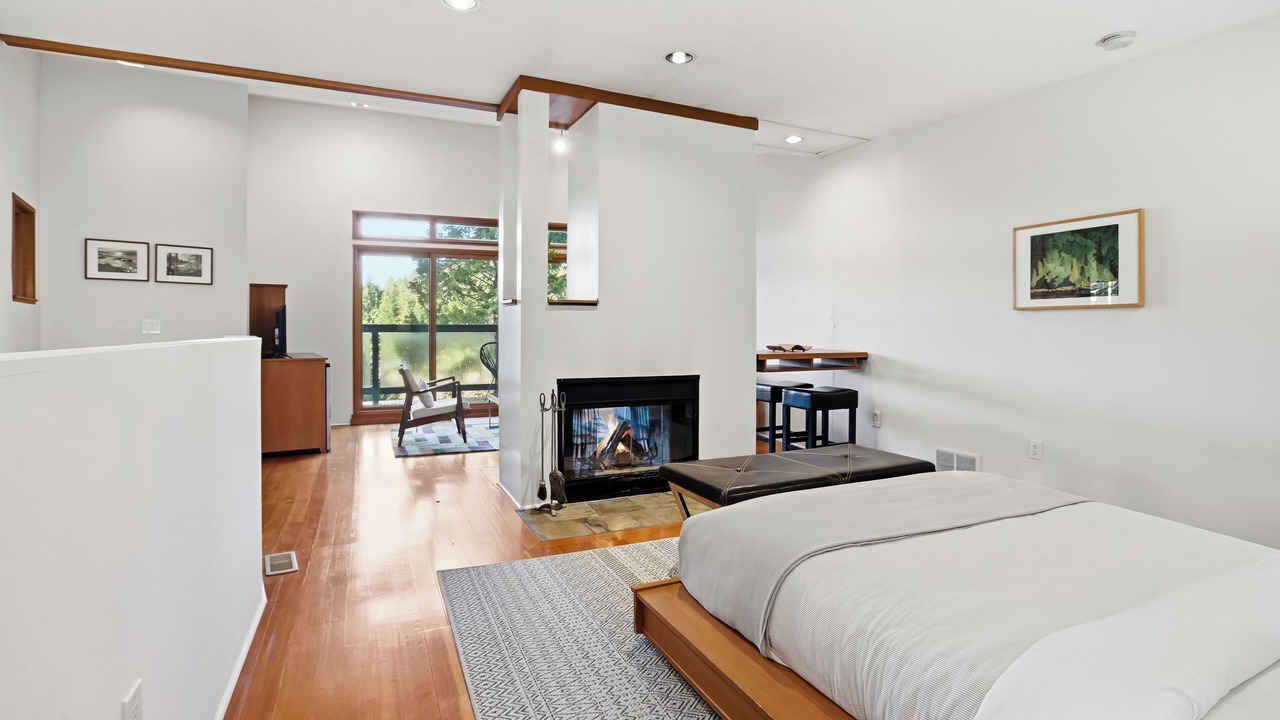 Photo of Livingroom in Ucluelet