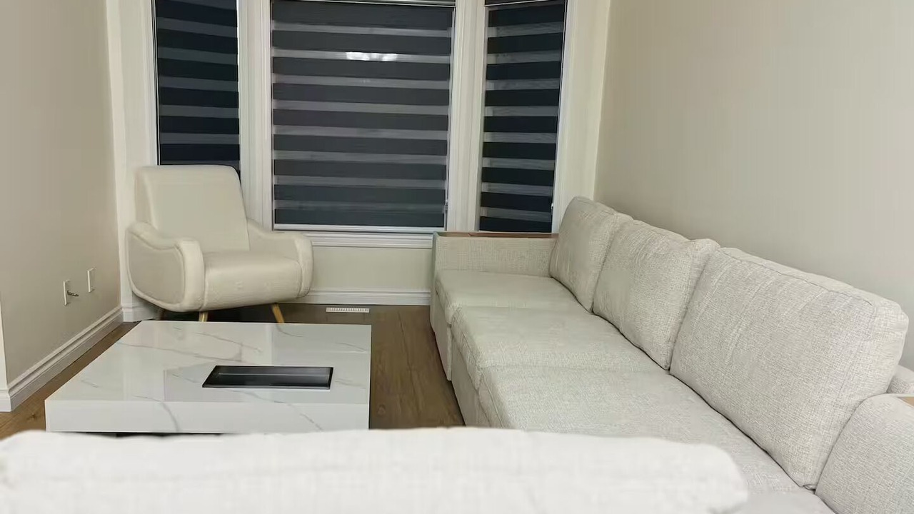 Photo of Livingroom in Southeast Edmonton