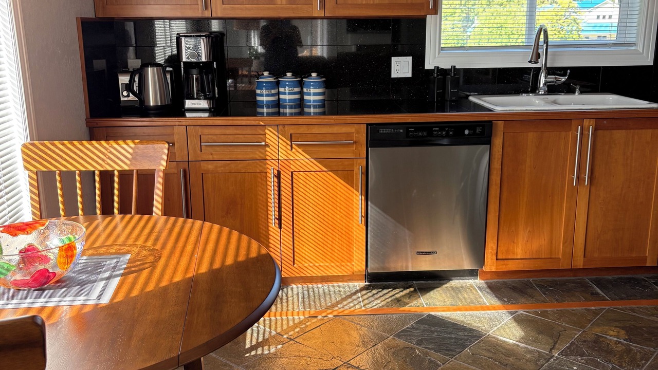 Photo of Kitchen in Campbell River
