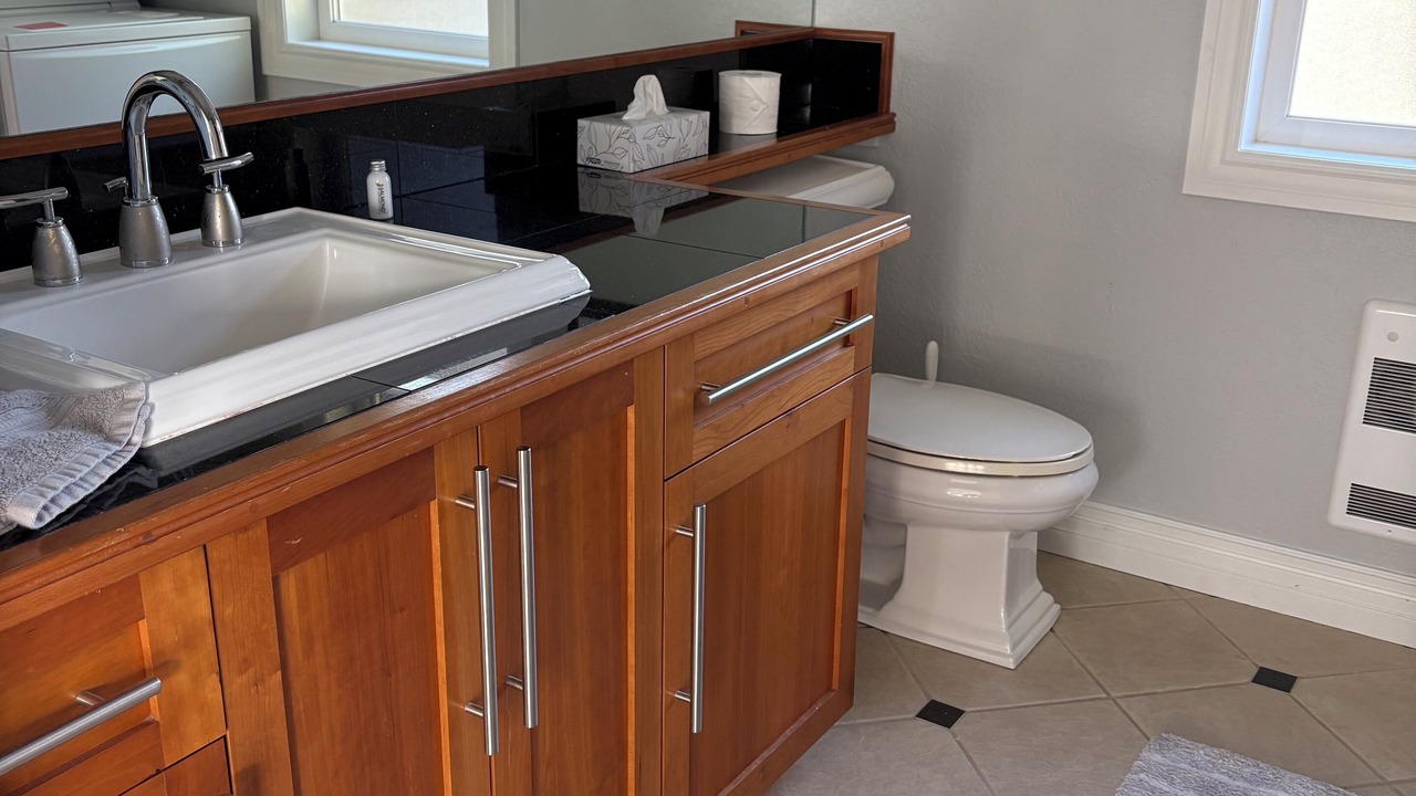 Photo of Bathroom in Campbell River
