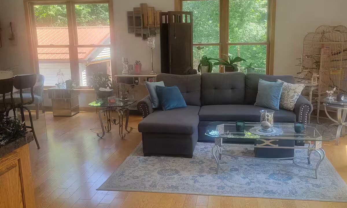 Photo of Livingroom in Homerville