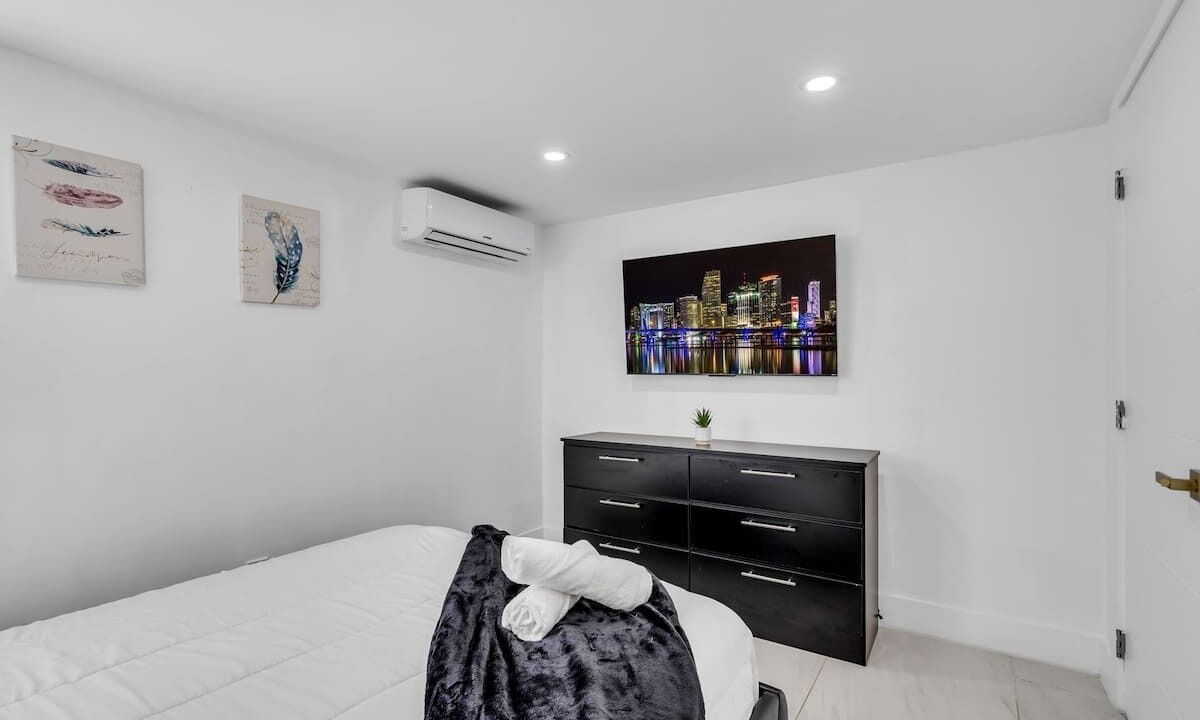 Photo of Bedroom in Ives Estates