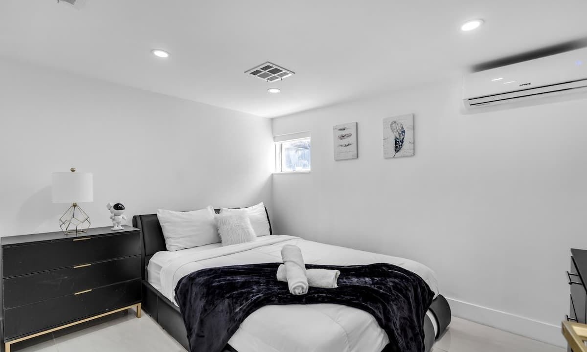 Photo of Bedroom in Ives Estates