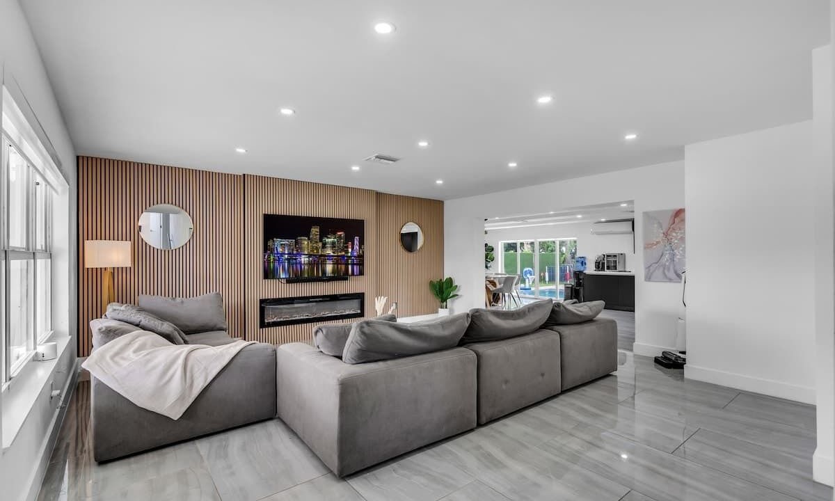 Photo of Livingroom in Ives Estates