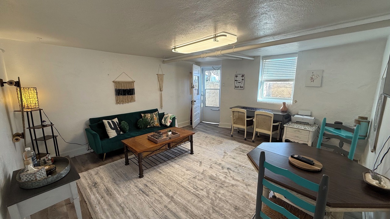 Photo of Livingroom in Laramie