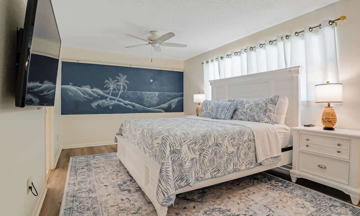 Photo of Bedroom in Lake Worth