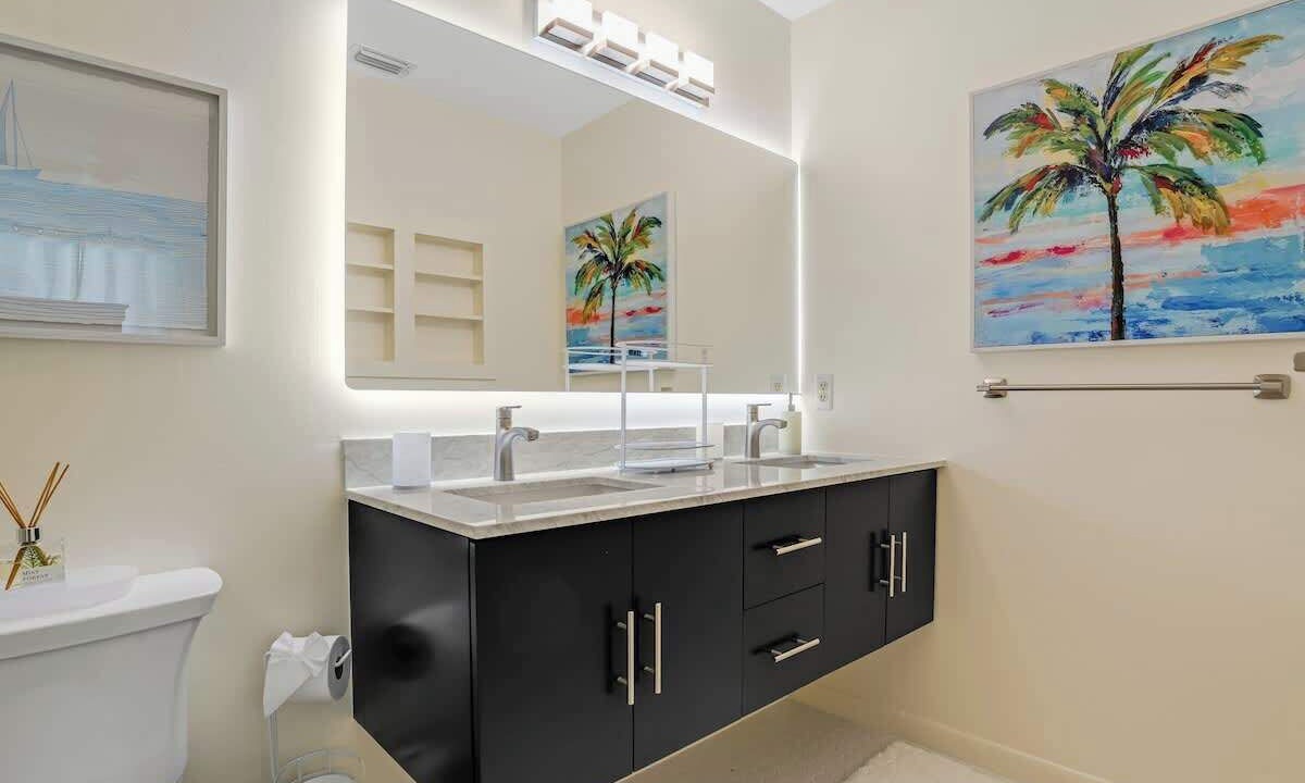 Photo of Bathroom in Lake Worth