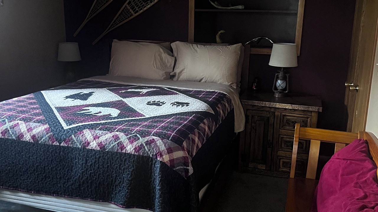 Photo of Bedroom in Glenwood Springs