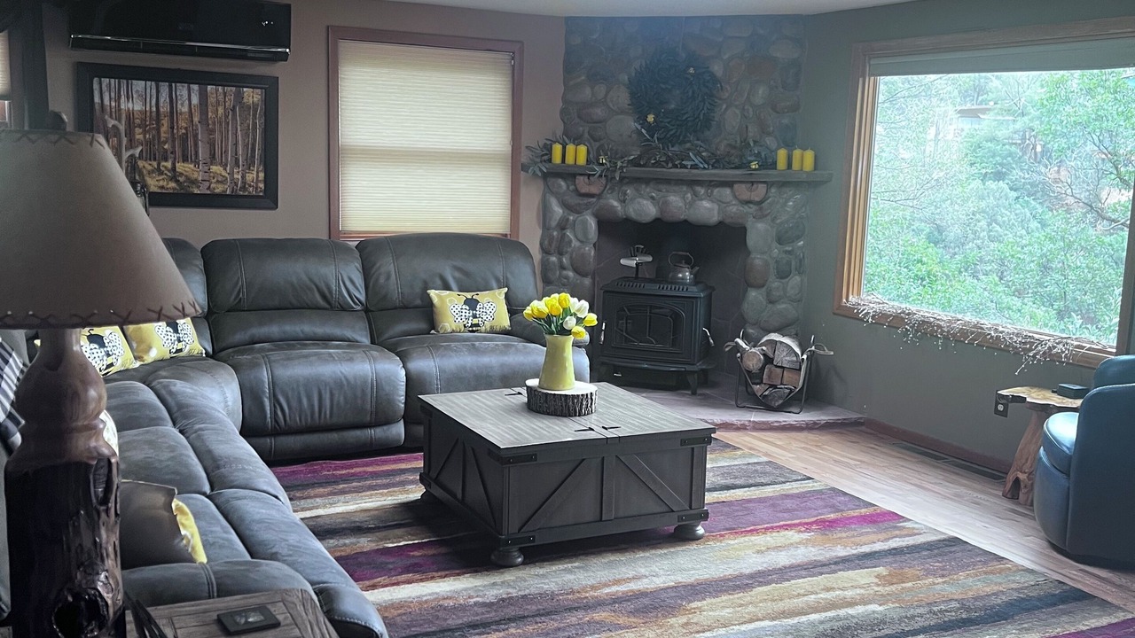 Photo of Livingroom in Glenwood Springs