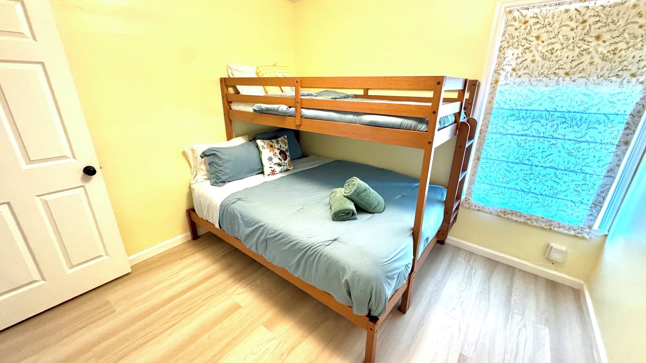 Photo of Bedroom in Jupiter Farms