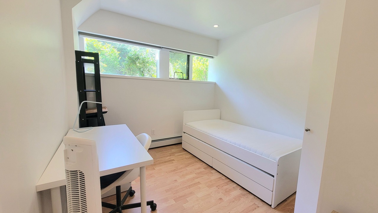 Photo of Bedroom in West Vancouver