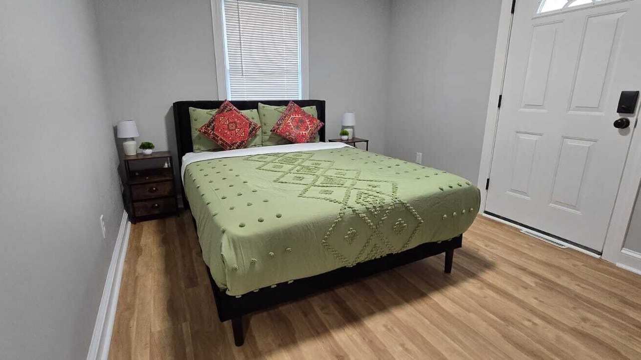 Photo of Bedroom in North Royalton