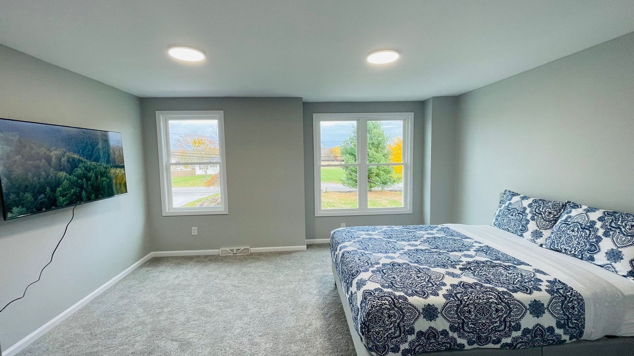 Photo of Bedroom in North Royalton