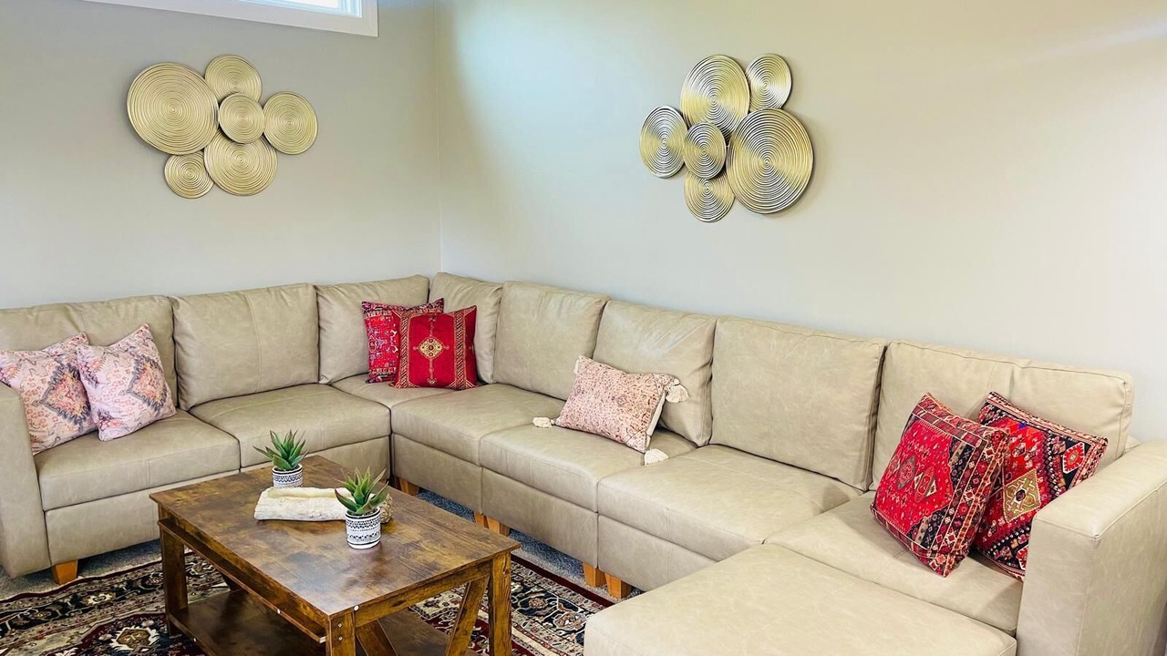 Photo of Livingroom in North Royalton