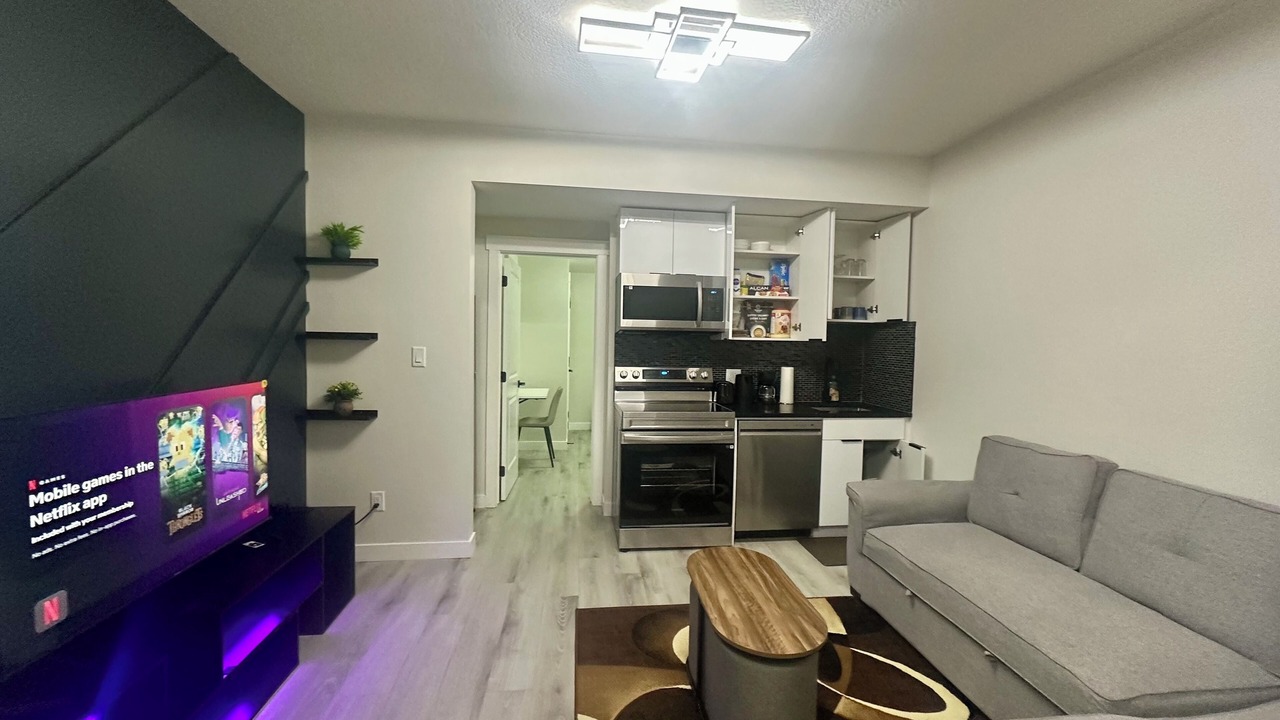 Photo of Livingroom in West Edmonton