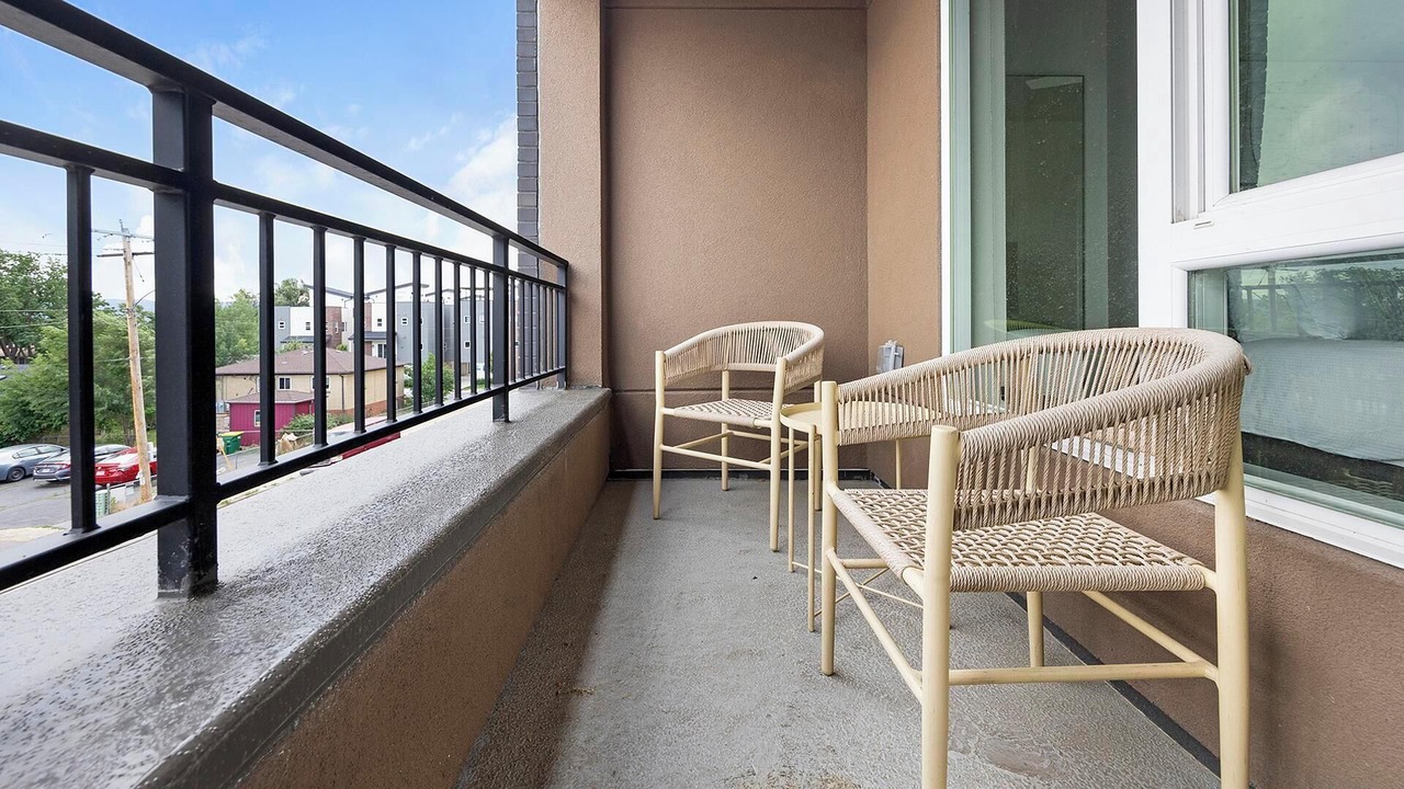 Photo of Outdoor in Englewood