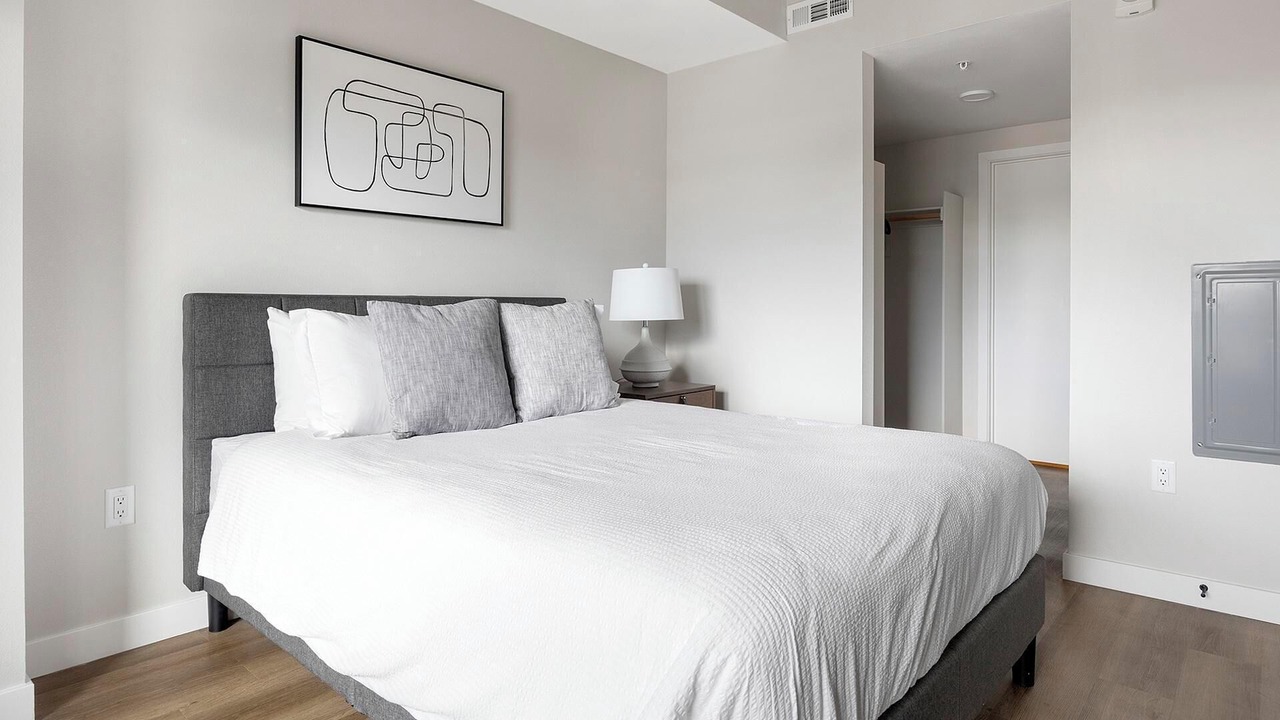 Photo of Bedroom in Englewood