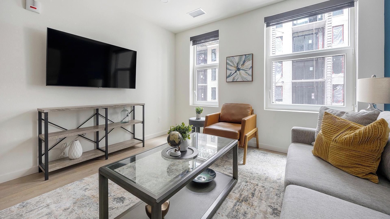 Photo of Livingroom in Civic Center