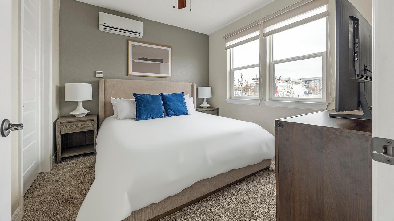 Photo of Bedroom in Loveland