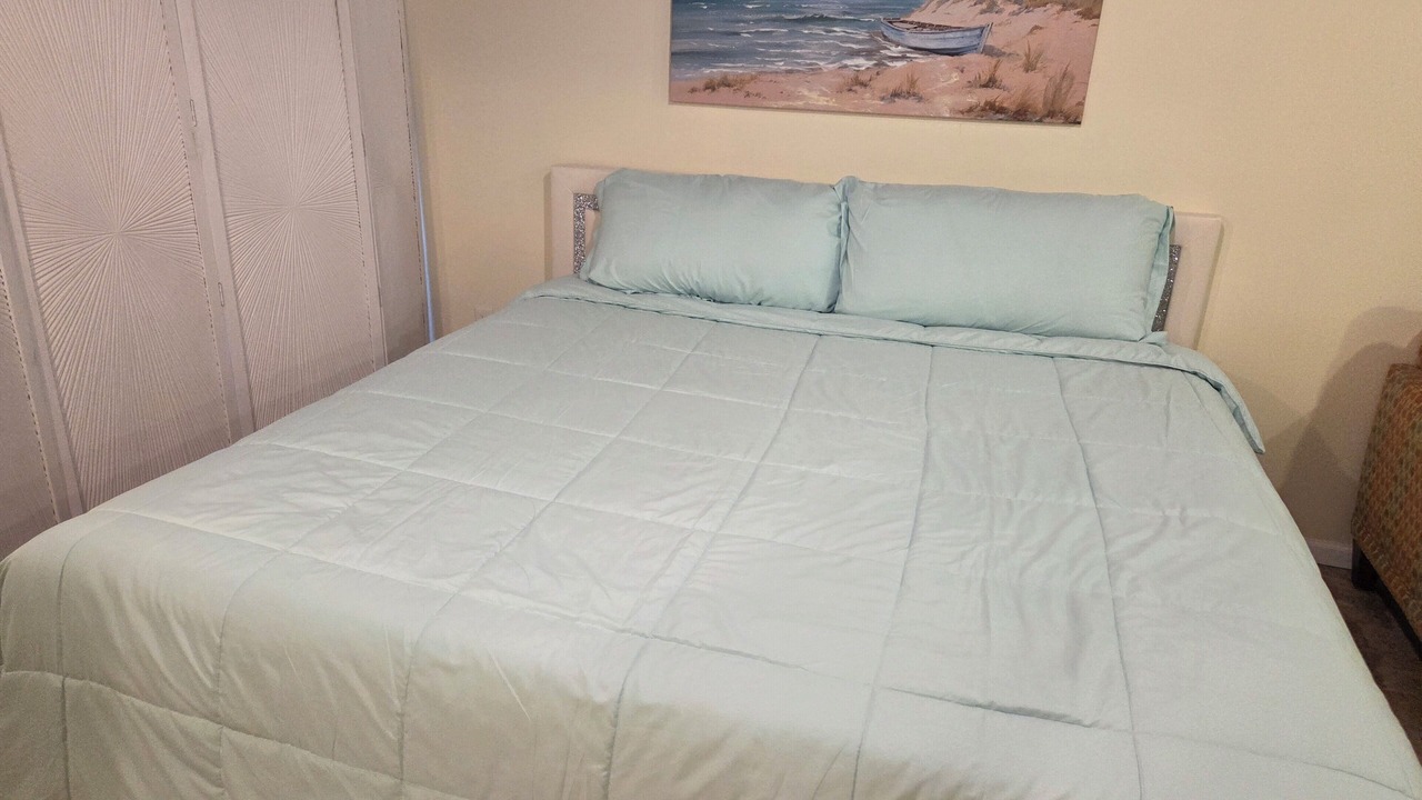 Photo of Bedroom in Vermilion