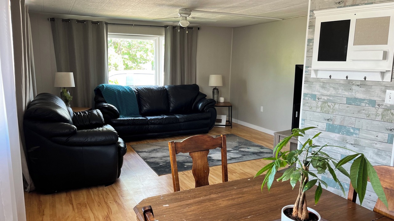 Photo of Livingroom in Tisdale