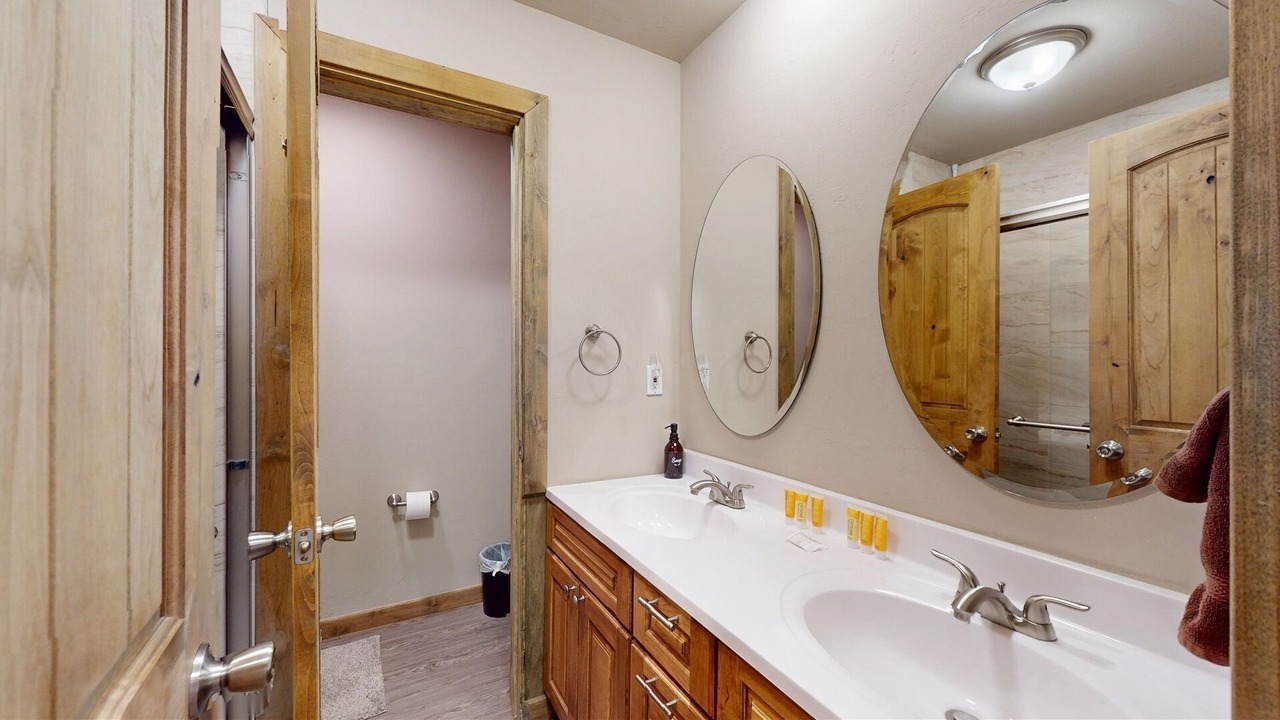 Photo of Bathroom in Crested Butte South