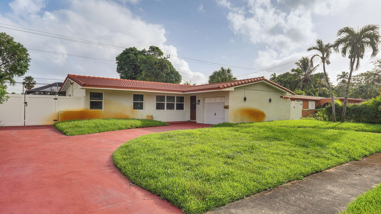 Photo of Others in Lauderhill
