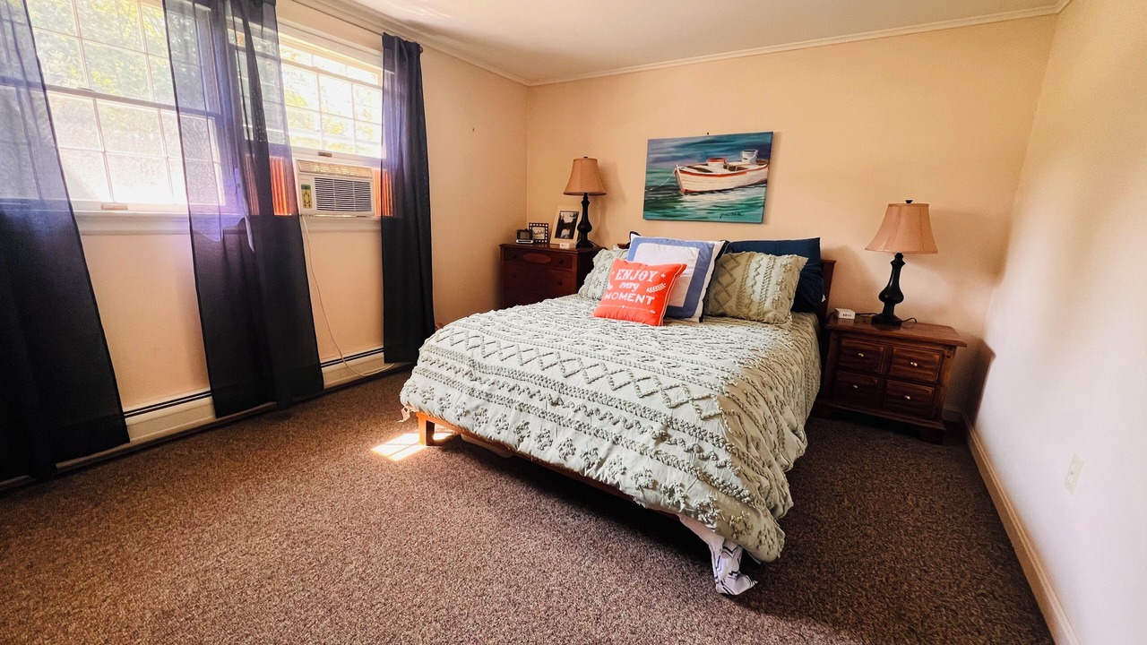 Photo of Bedroom in Castleton