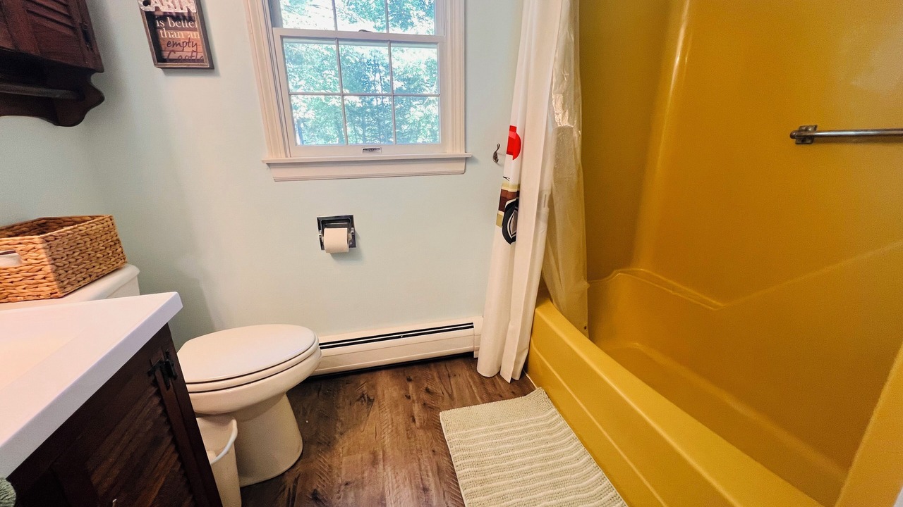 Photo of Bathroom in Castleton