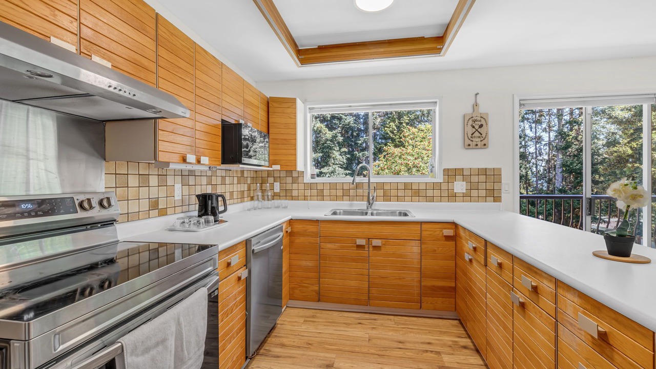 Photo of Kitchen in Regional District of Nanaimo