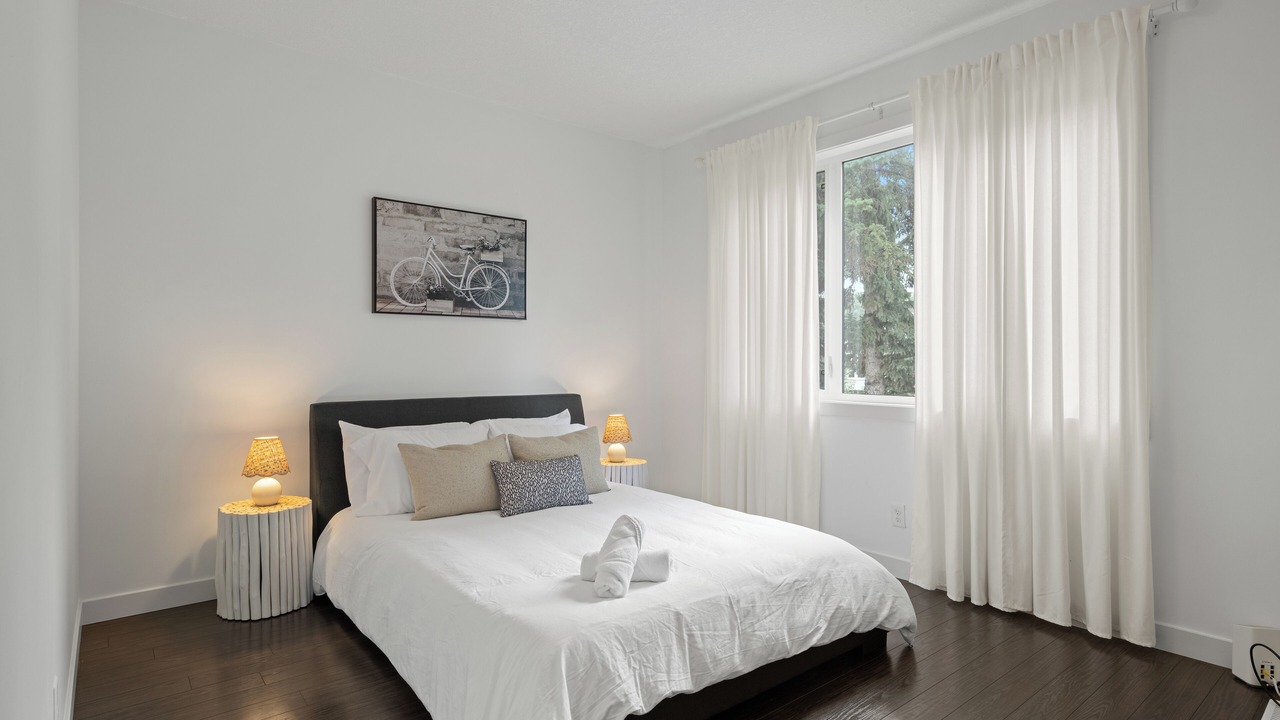 Photo of Bedroom in Jasper Place