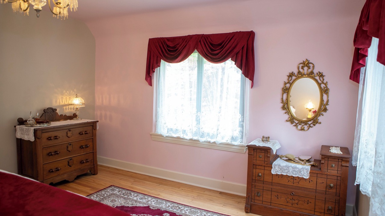 Photo of Bedroom in Richfield