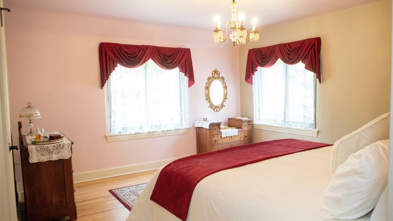 Photo of Bedroom in Richfield