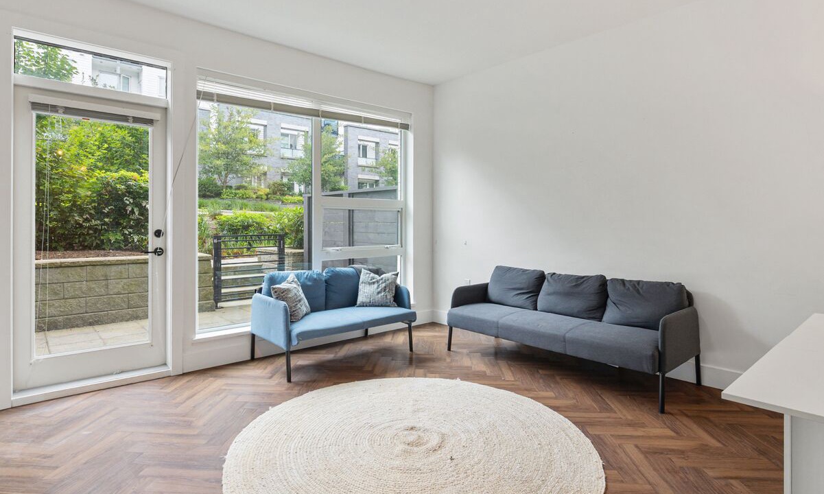 Photo of Livingroom in Burnaby