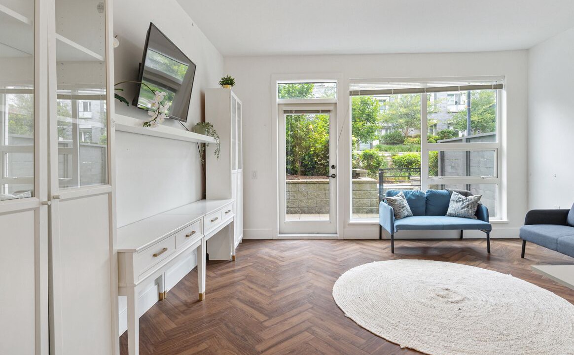 Photo of Livingroom in Burnaby