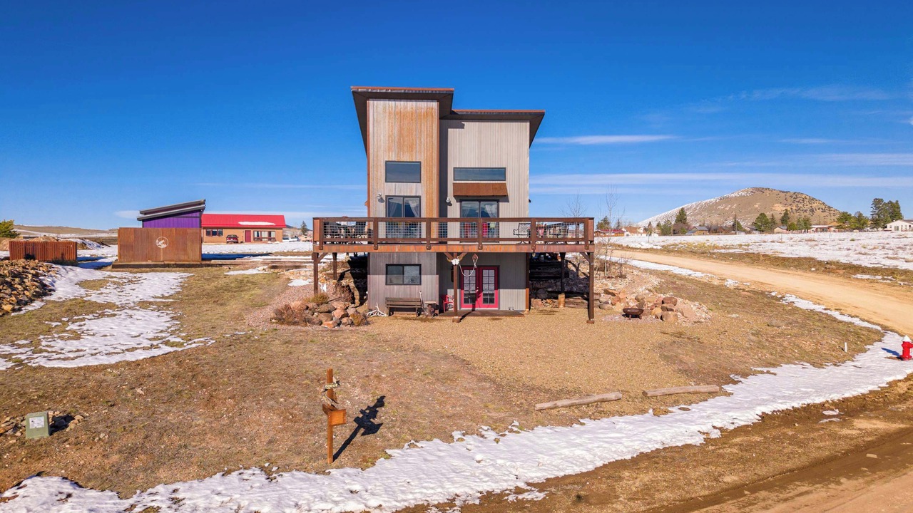 Photo of Outdoor in Silver Cliff